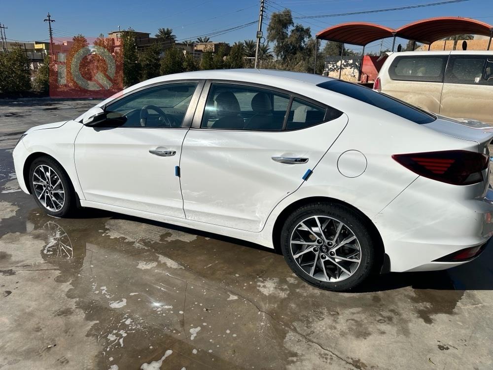 هيونداي النترا